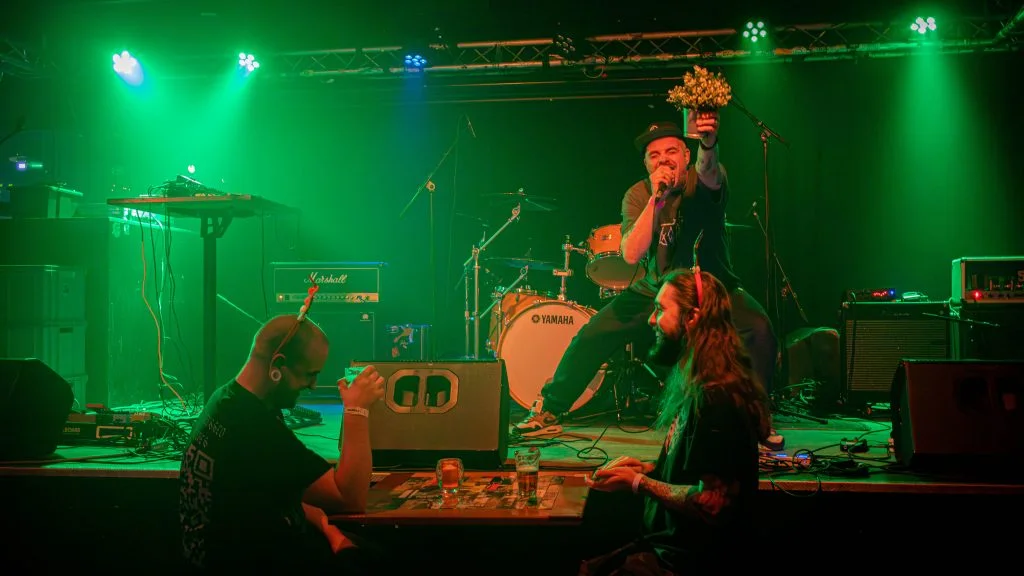 Concertfoto van ZALM bij FayFest op 13 december 2025 in de Altstadt in Eindhoven.